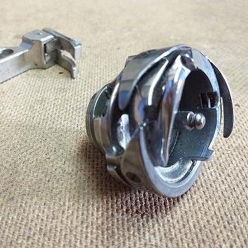 Varrógépalkatrészcentrum-Blaskovics alkatrész, varrógéptű webshop 