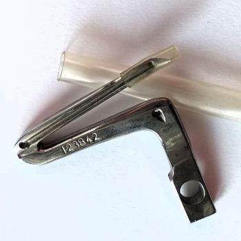 JUKI MO-6904G overlock alsó greifer 123-84202