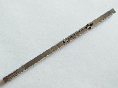 Brother LT2-B835 kéttűs ipari varrógép tűrúd