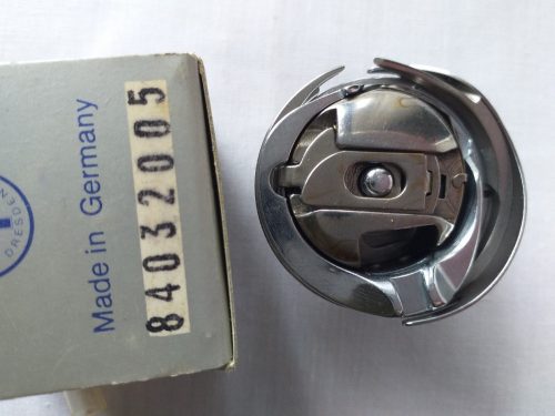 Pfaff 460 gyorsvarró körforgó bobbinnal 171820