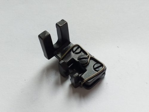 Singer 175 gombozó gombtartó talp
