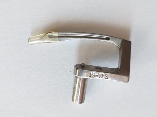 Kansai DVK-1802 fedőző hurokfogó 19-713