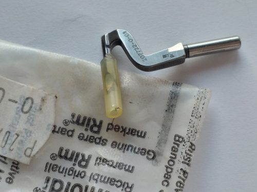 Rimoldi 29-00-2CD-01 interlock alsó hurokfogó 207722-010