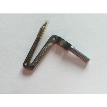 JUKI MO-812, 814 interlock alsó greifer B2521-814-00B