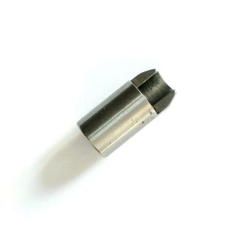 Juki MB gombozó tűrúdpersely