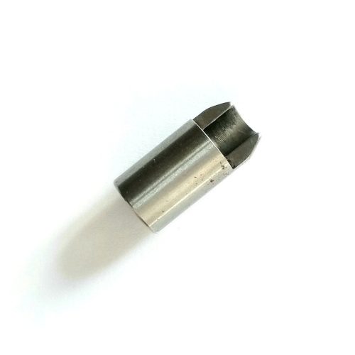 Juki MB gombozó tűrúdpersely