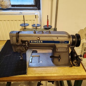 Singer 312U-141 kéttűs gyorsvarró használt